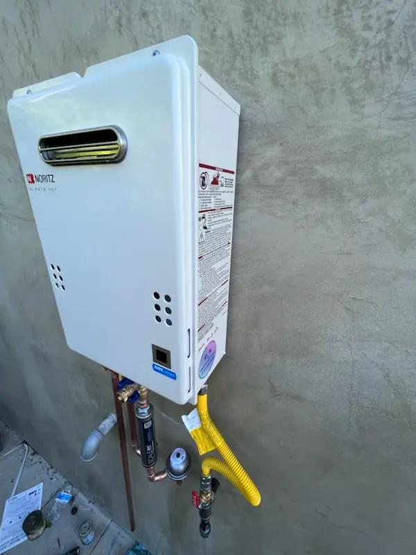 Tankless water heater installation for Briarcliff Heights homes